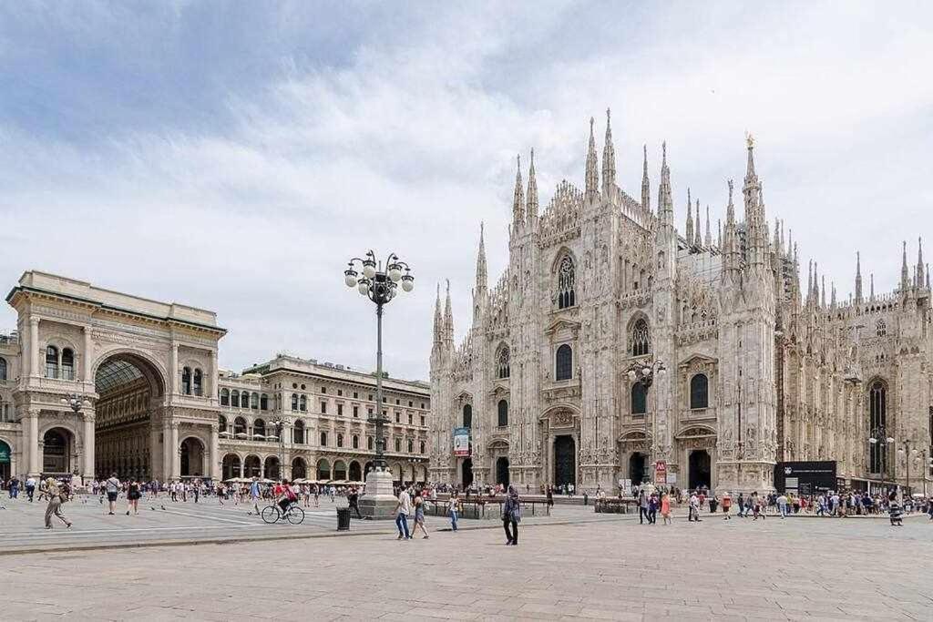 Brera Area Lovely Apt Close To Piazza Duomo Milano Eksteriør billede