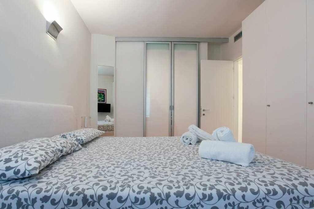 Brera Area Lovely Apt Close To Piazza Duomo Milano Eksteriør billede